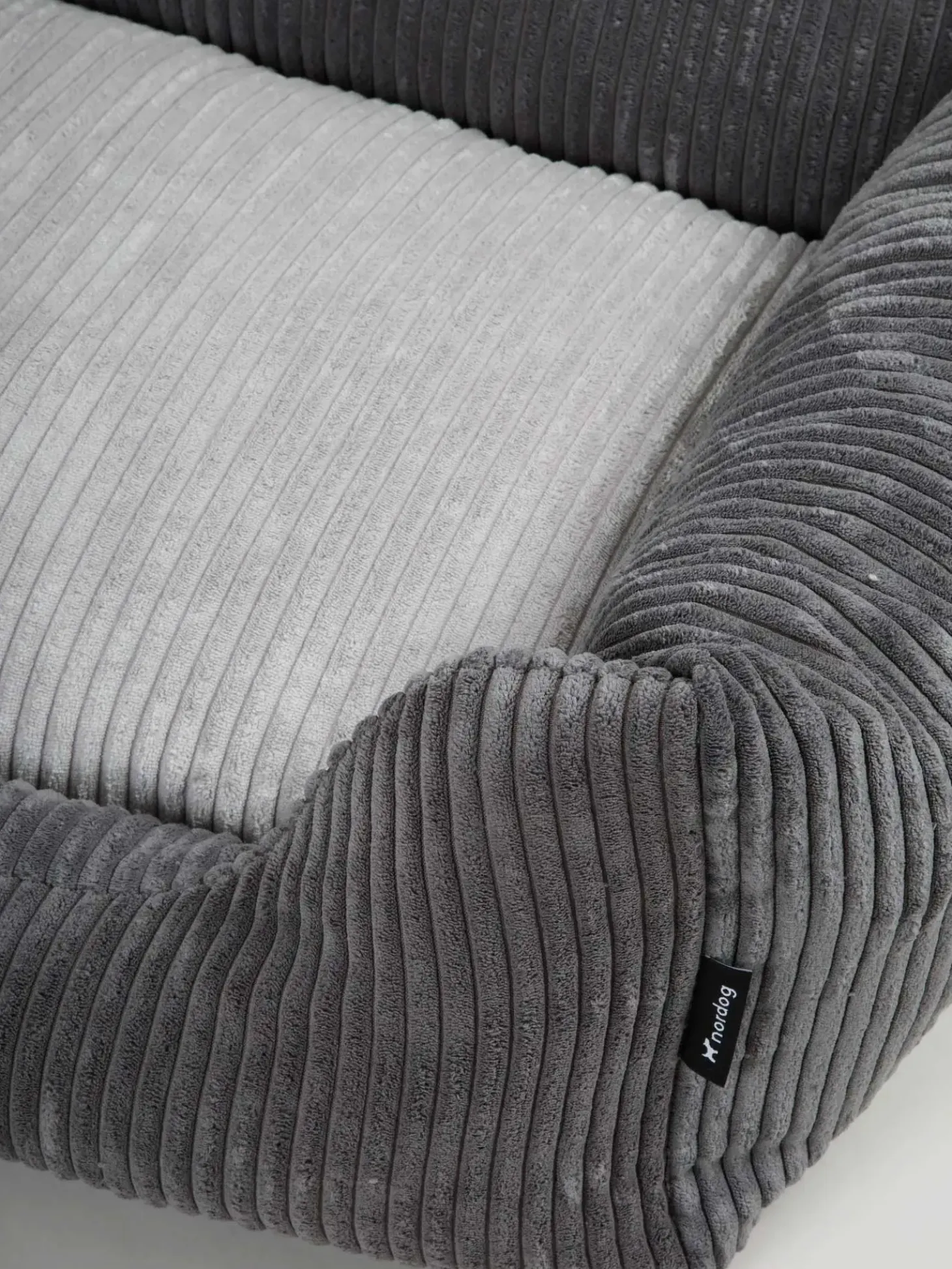 Nordog - Hundeseng - Oscar - Velvet - Anthracite - Medium