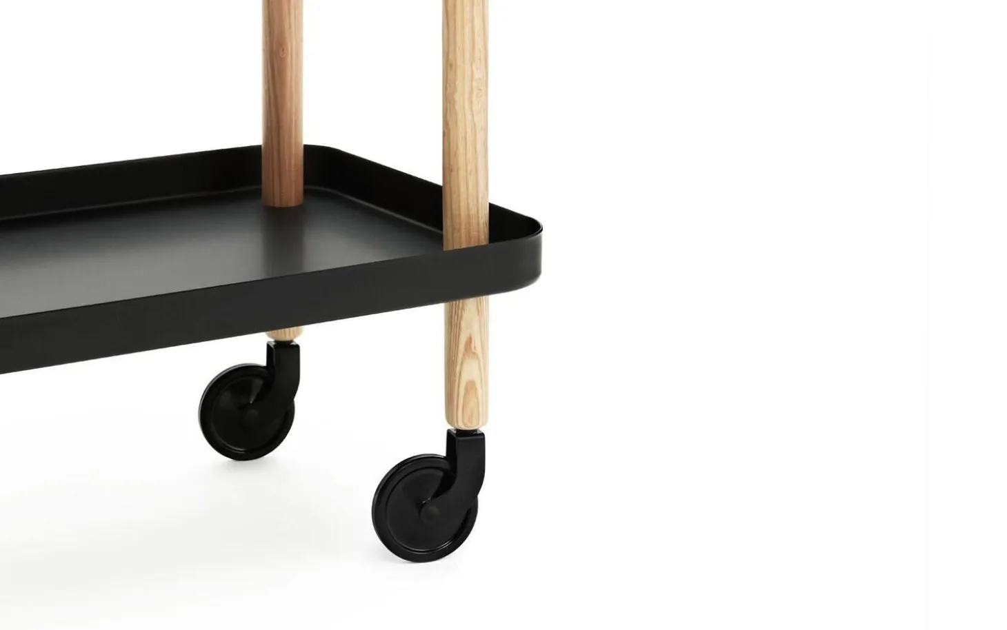 Normann Copenhagen - Block Table - Sort med ben i Eg