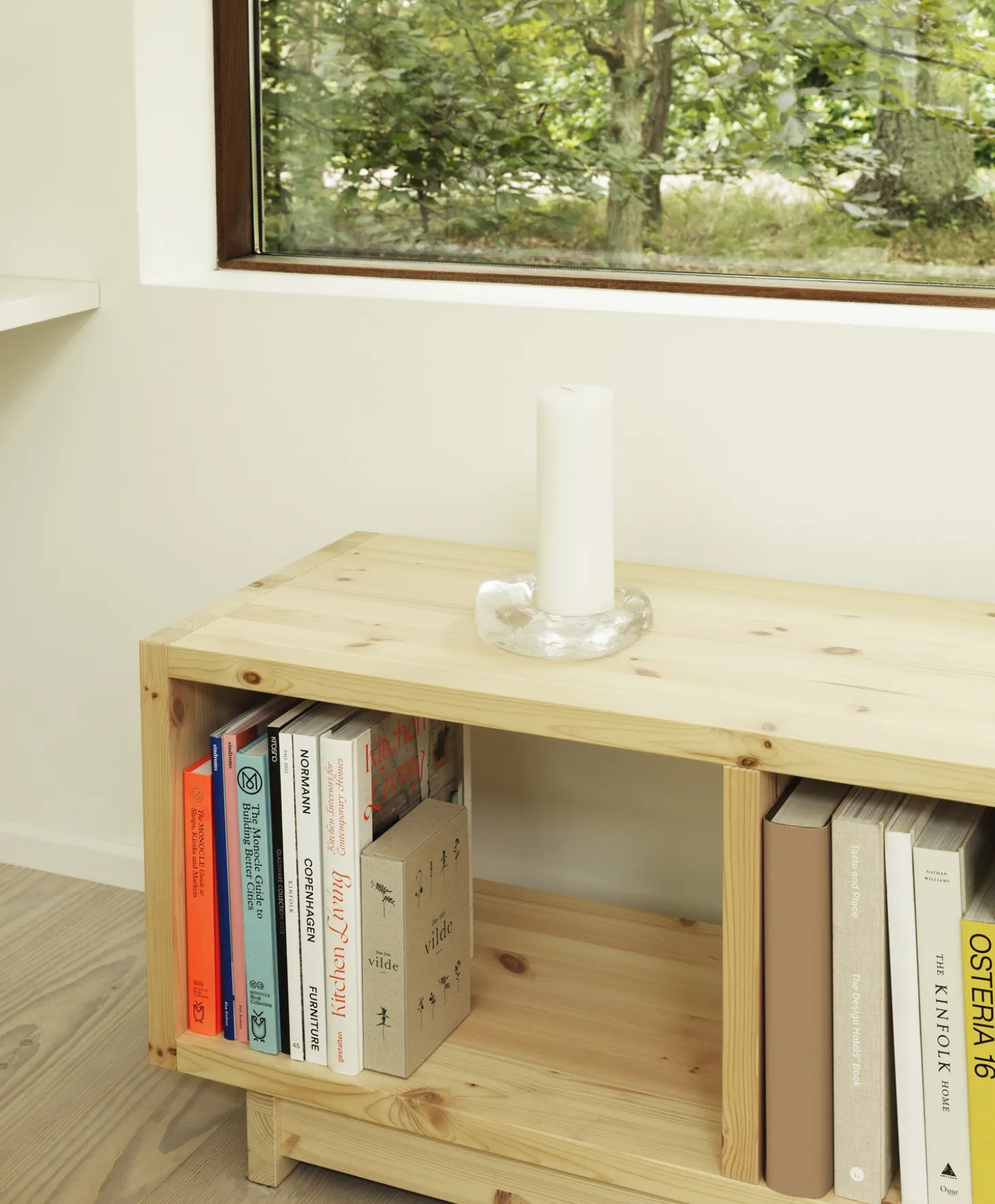 Normann Copenhagen - Bloklys - Lys Grøn - H20 x Ø7 cm
