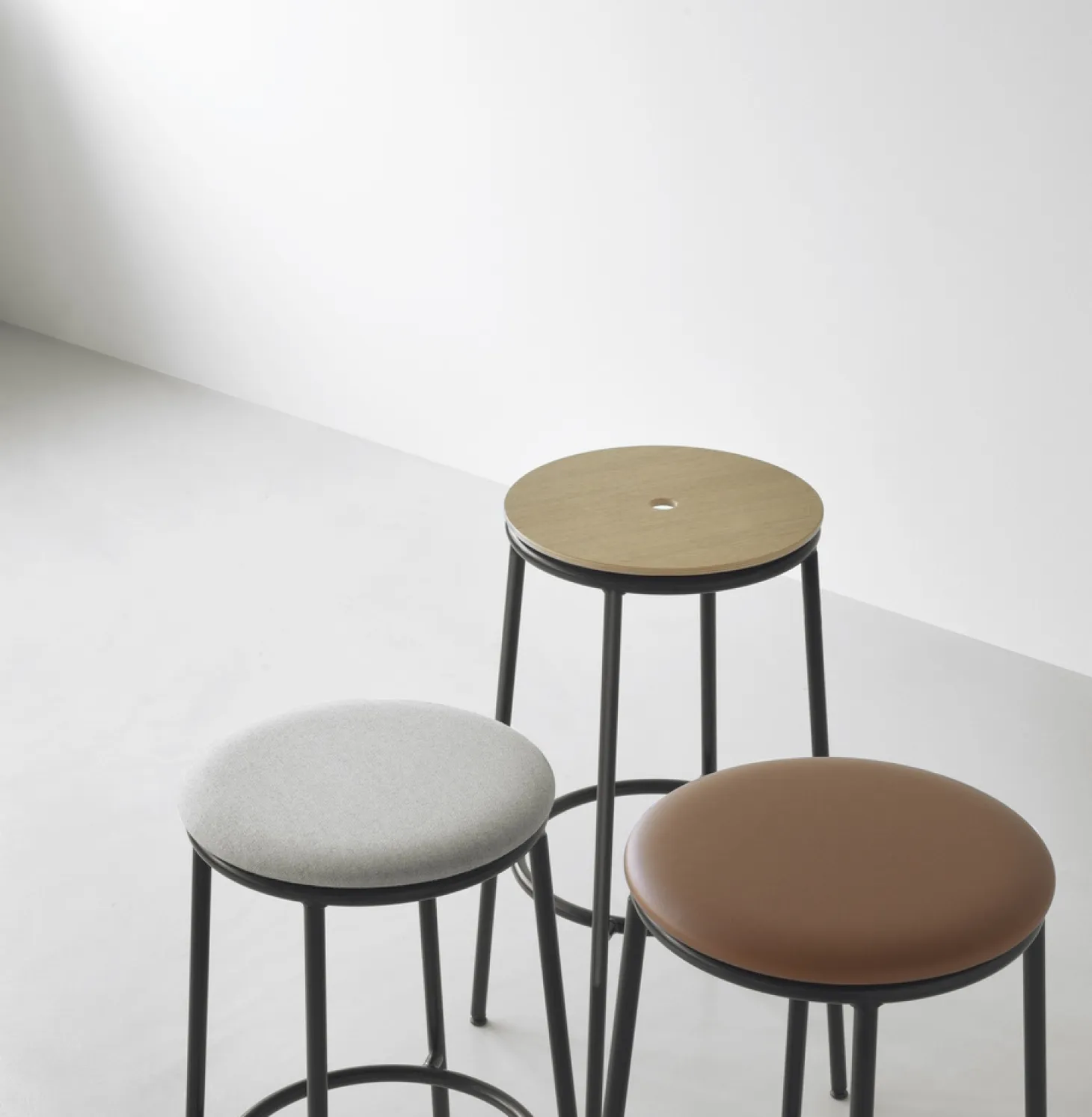 Normann Copenhagen - Circa Barstool 65 cm Uph. Black Steel