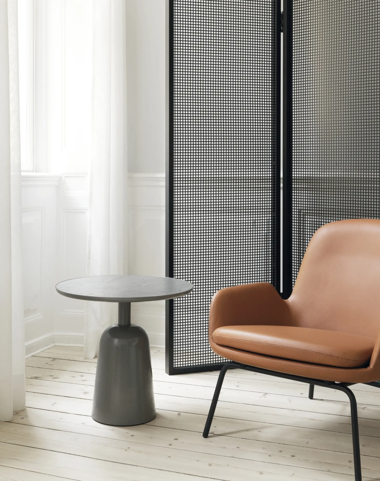 Normann Copenhagen - Era Lounge Chair Low Black Steel