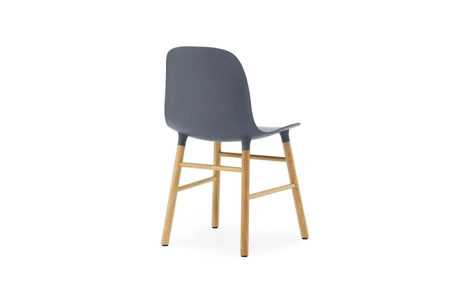 Normann Copenhagen - Form Chair Oak - Stol - Blå og Eg