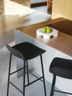 Normann Copenhagen - Form Barstol 65 cm - sort/sort
