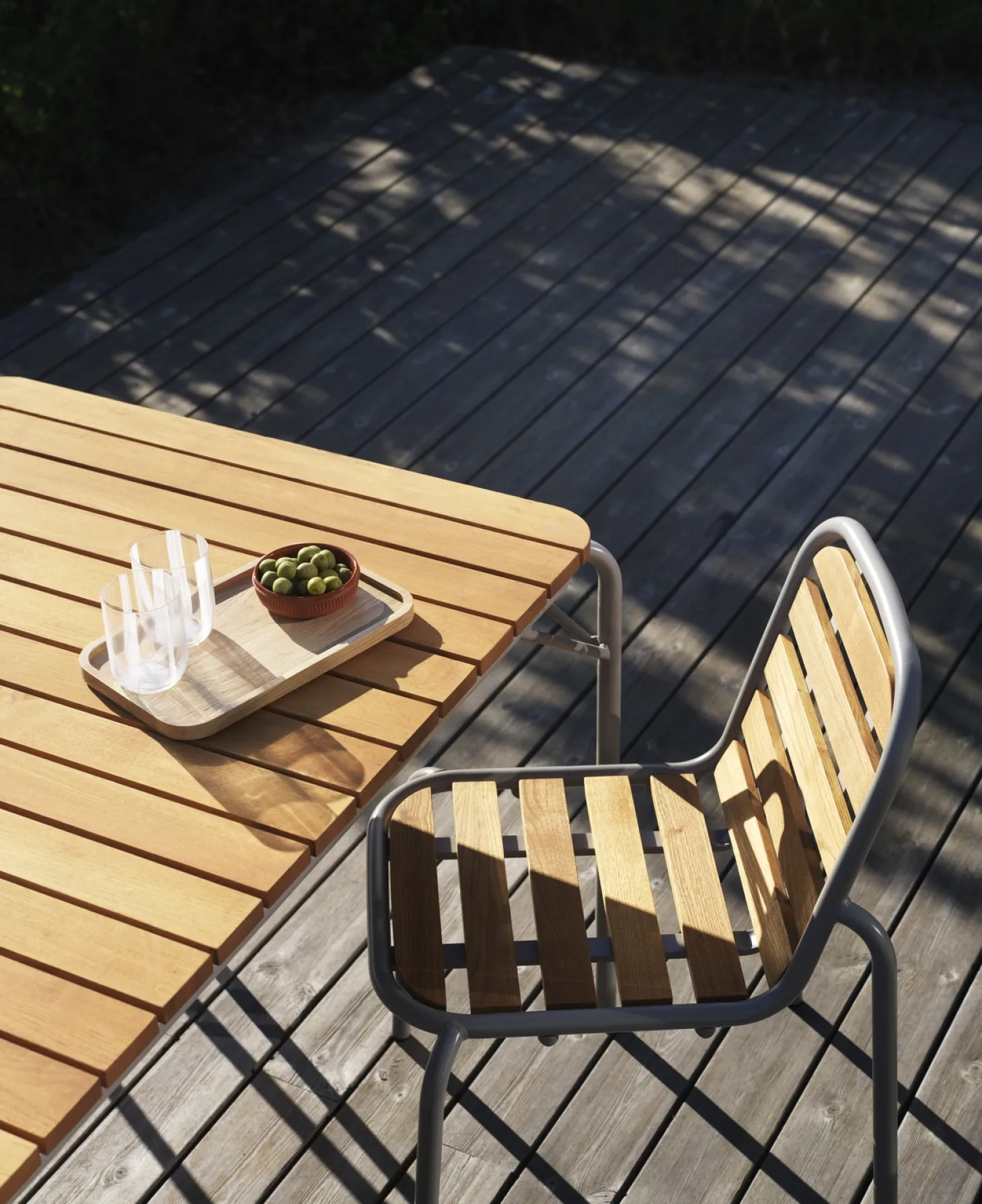Normann Copenhagen - Havestol - Vig Robinie - Grå