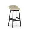 Normann Copenhagen - Hyg Barstool 75 cm Full Upholstery Black Oak