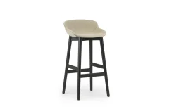 Normann Copenhagen - Hyg Barstool 75 cm Full Upholstery Black Oak
