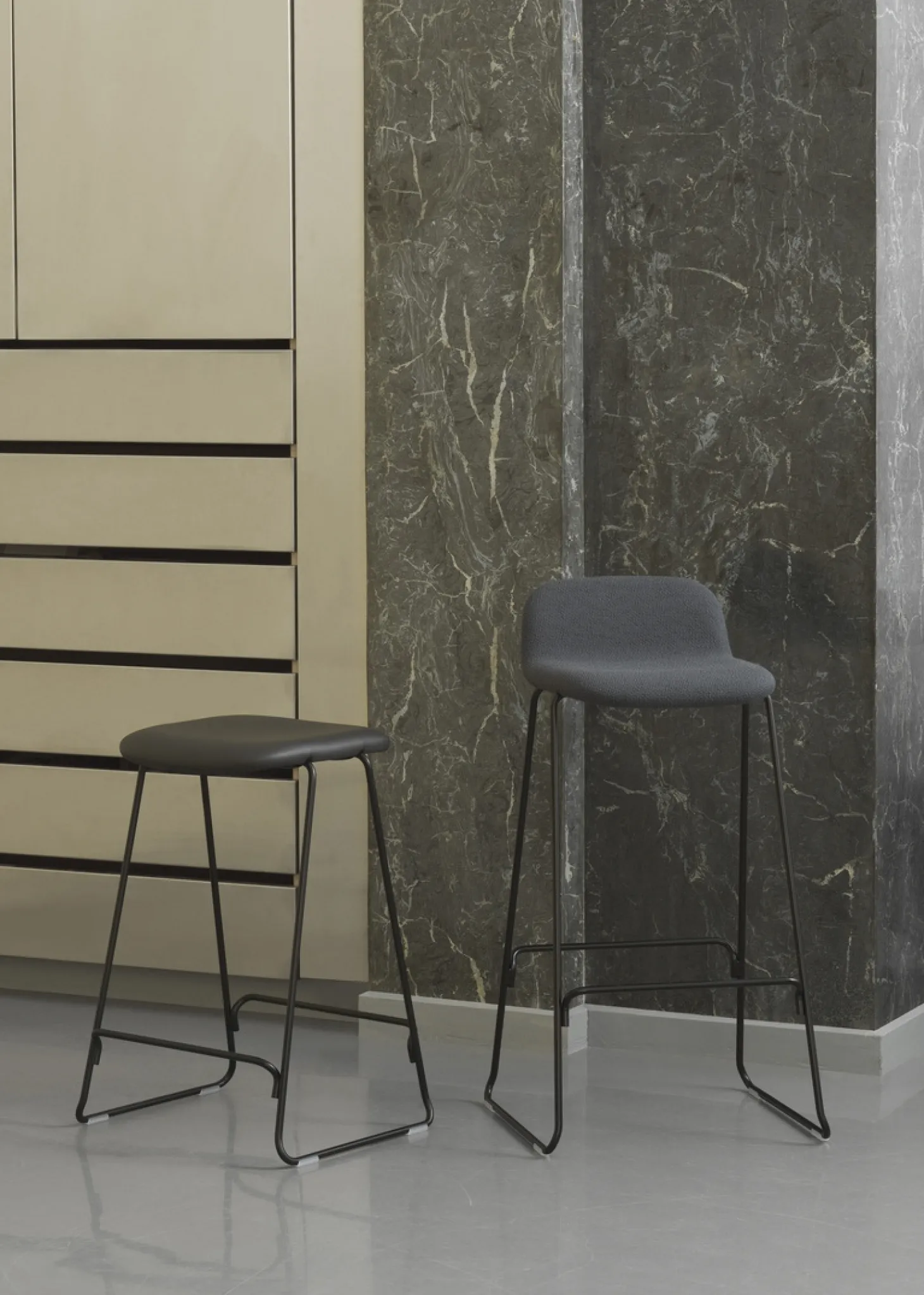 Normann Copenhagen - Just Barstool 75 cm w. back Full Upholstery Black Steel