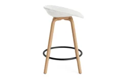 Normann Copenhagen - Mat Barstool 65 cm Full Upholstery Beech/Black - Hallingdal 110
