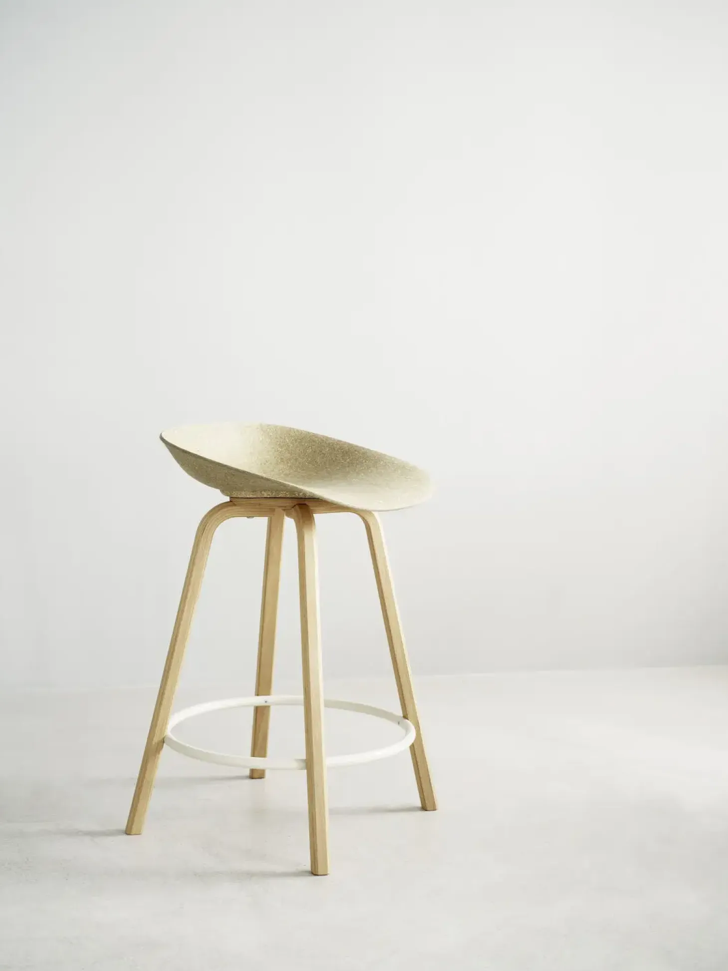Normann Copenhagen - Mat Barstool 65 cm Beech/Black