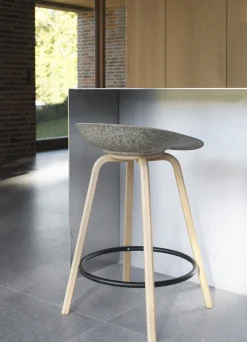 Normann Copenhagen - Mat Barstool 65 cm Beech/Black