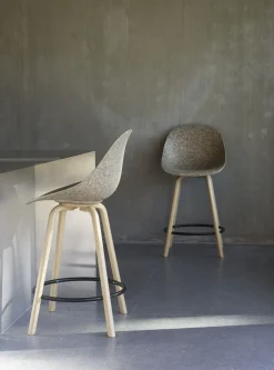 Normann Copenhagen - Mat Bar Chair 65 cm Beech/Black - Seaweed