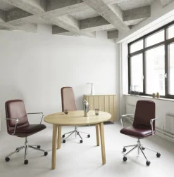 Normann Copenhagen - Off Armchair Low 5W Gas Lift Alu With Cushion
