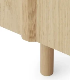 Normann Copenhagen - Rib Skænk lav - eg