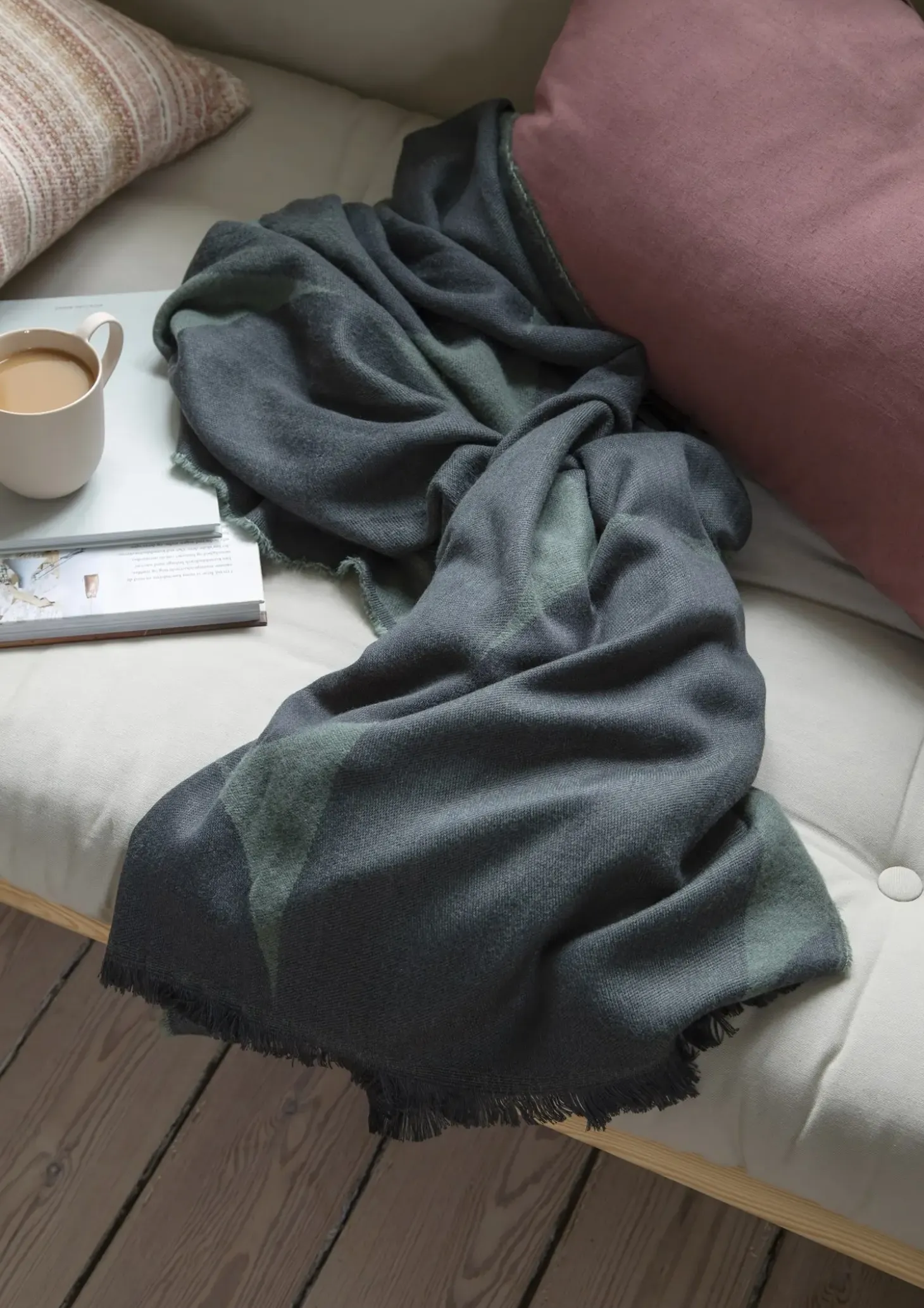 NovoForm - Loop Plaid, Laurel Green