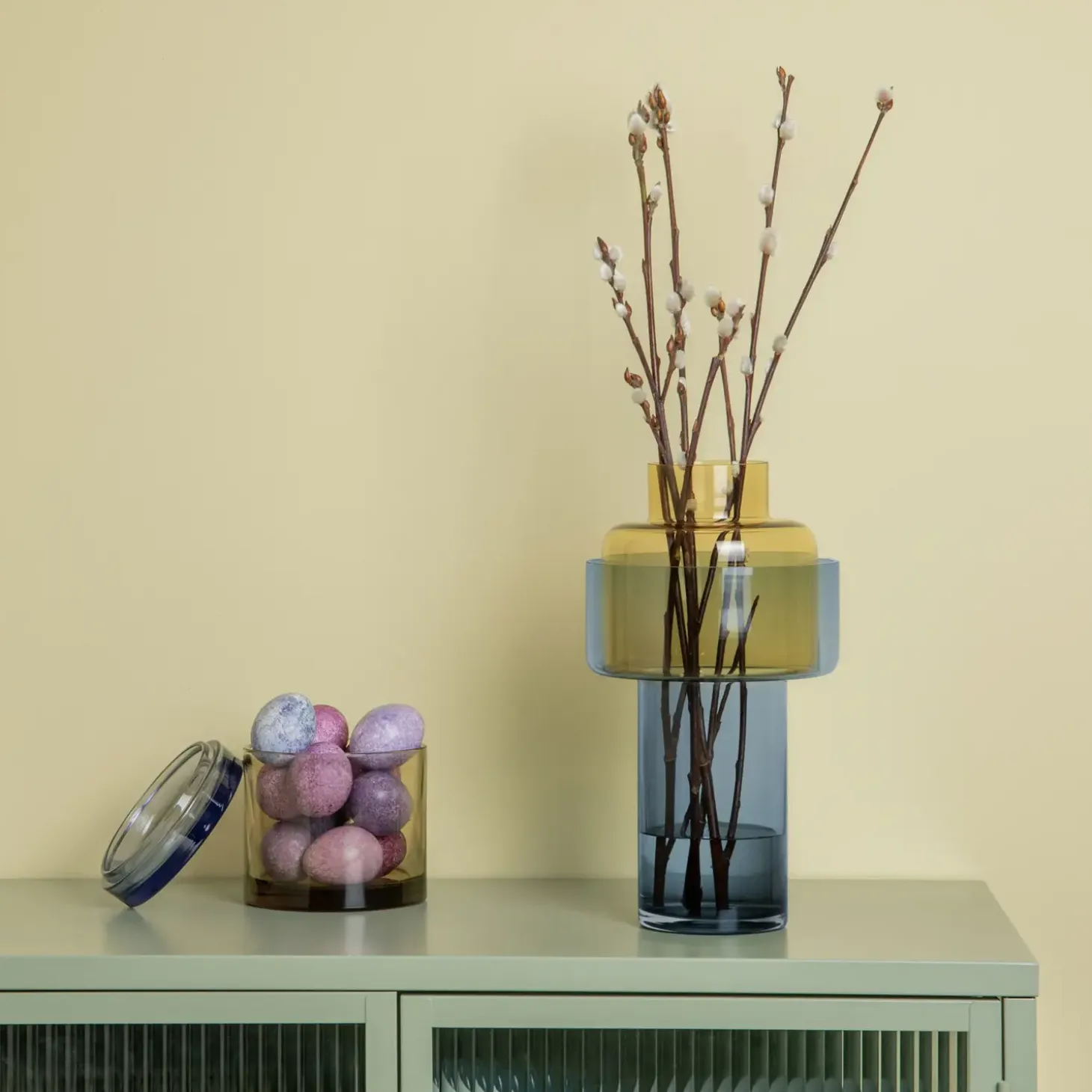 Remember - "Aura" vase - amber