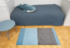 Tica Copenhagen - Smudsmåtte - Stripes Horizon - Blå/Steelgrey - 40x60 cm