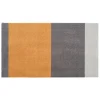 Tica Copenhagen - Smudsmåtte - Stripes Horizon - Lysegrå og Dijon - 90x200 cm