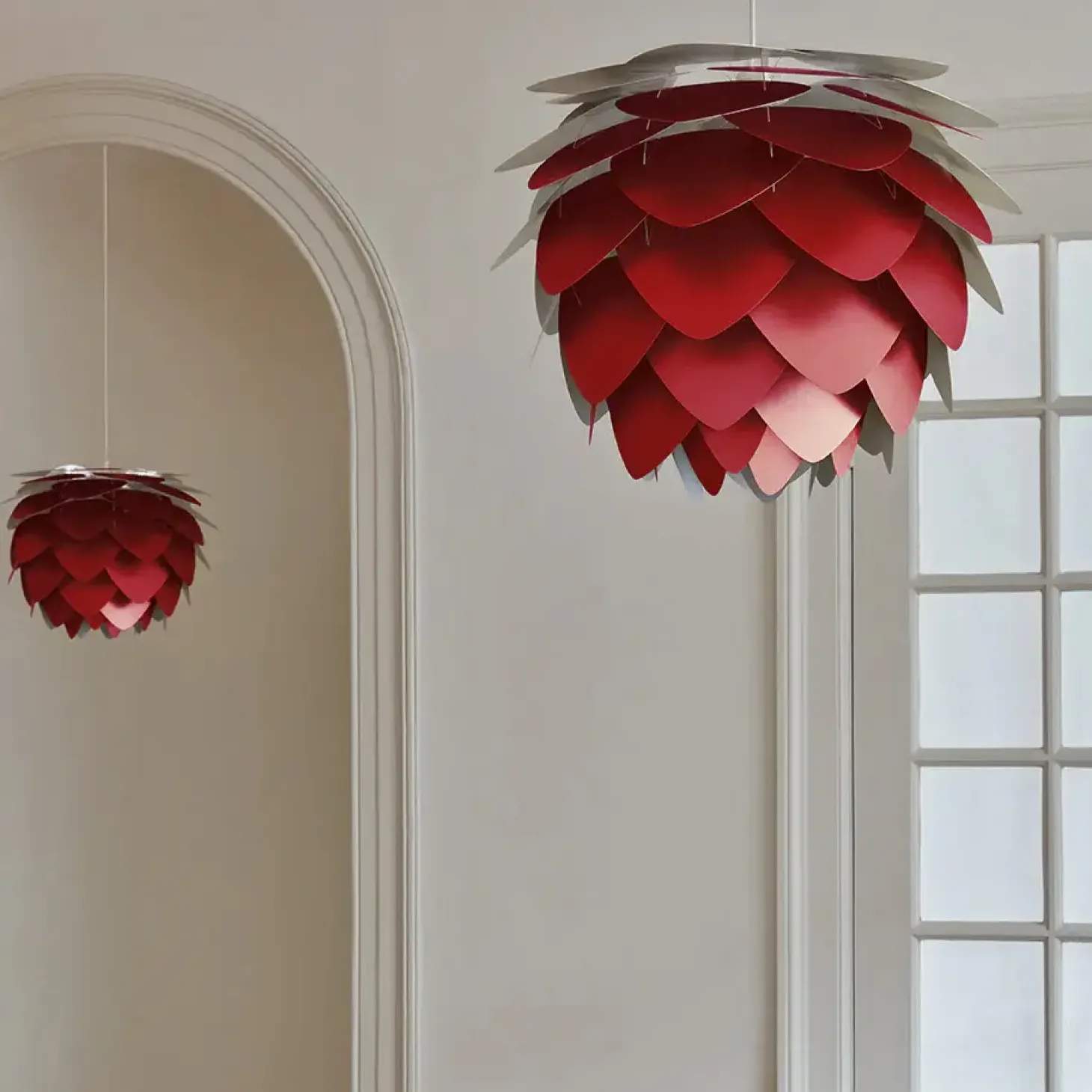 Umage - Lampeskærm - Aluvia Pendel - Ruby red - Medium Ø59 cm