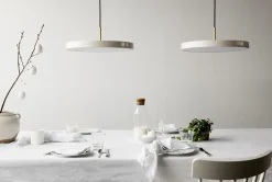Umage - Pendel - Asteria - Hvid m. sort top/Pearl white - Medium