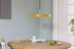 Umage - Pendel m/ sort top - Asteria - Saffron yellow - Medium Ø43 cm