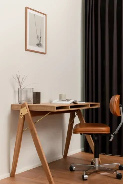 We Do Wood - skrivebord i eg - Field desk